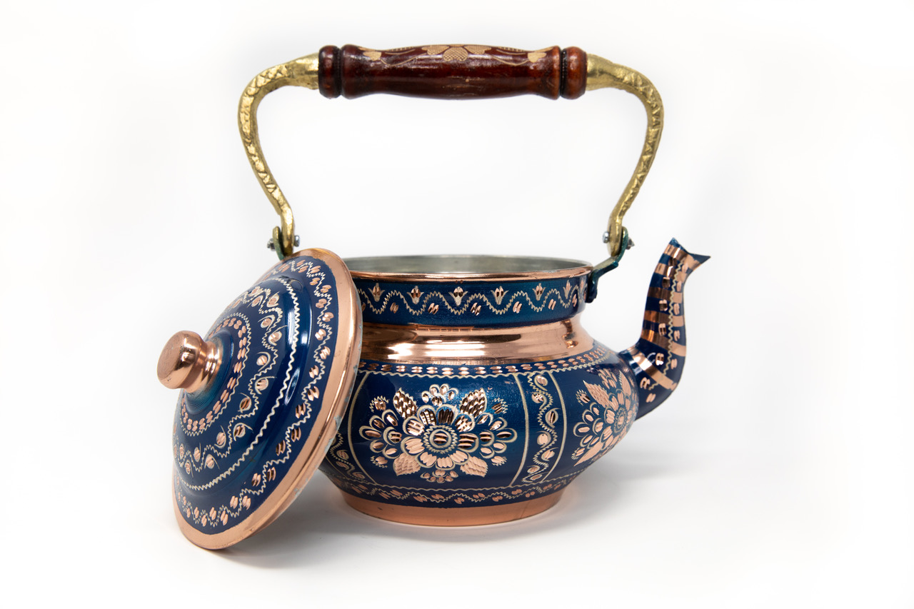 https://www.vensila.com/wp-content/uploads/2021/05/Vintage-Copper-Turkish-Tea-Kettle-Pot-3.jpeg